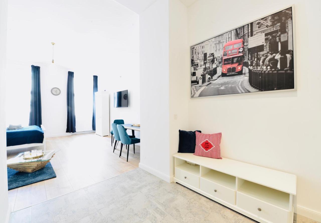 Brand New Very Central - Studio Appartement *